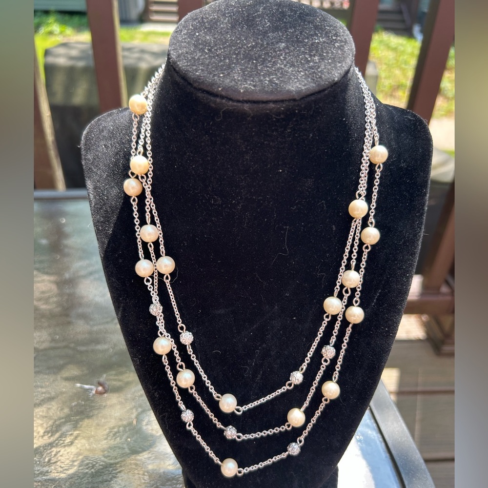 NWOT Beautiful Silver Necklace with Faux White Pearls and diamond beads.